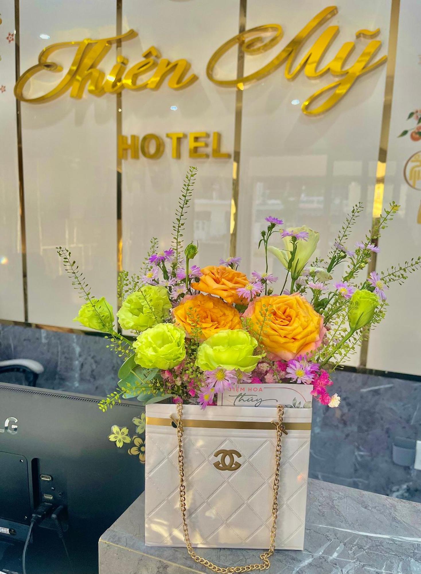Khach San Thien My Hotell Rạch Giá Eksteriør bilde
